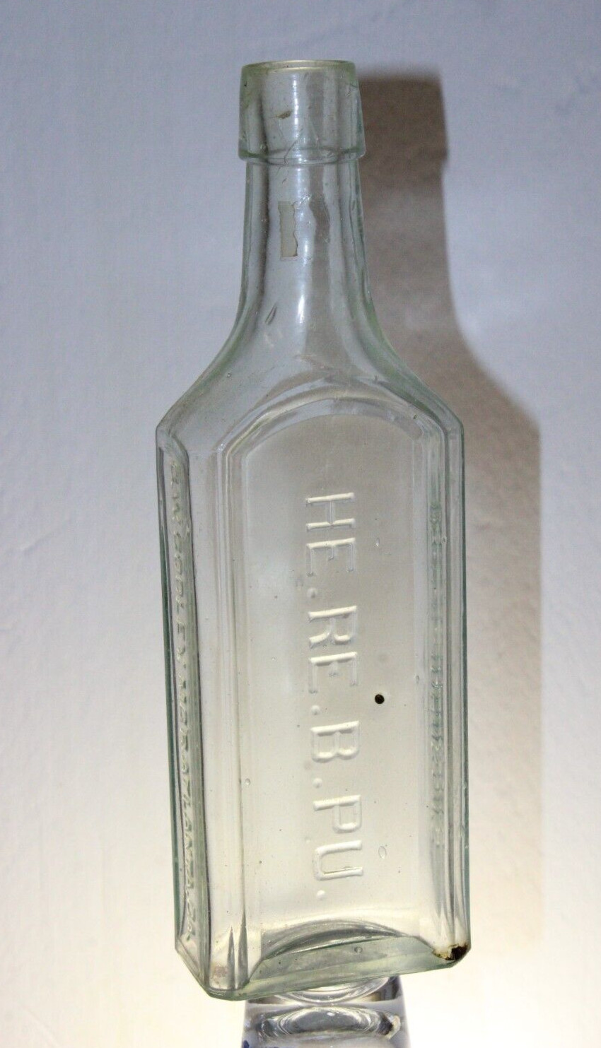 ATLANTA GA HE RE B PU MEDICINE BOTTLE C W COOLEY H B JOHNSON\'S  8 1/8\'\'