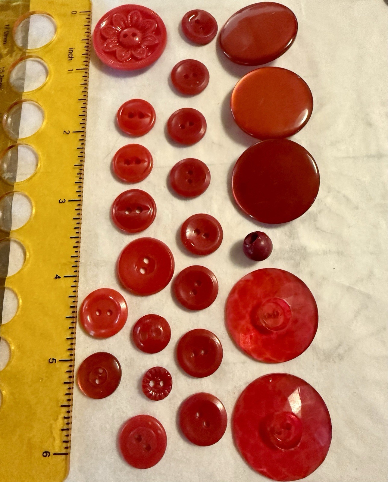Lot 24 Vintage Red Buttons Includes 2 Bakelite Lucite Flower Sewing Craft