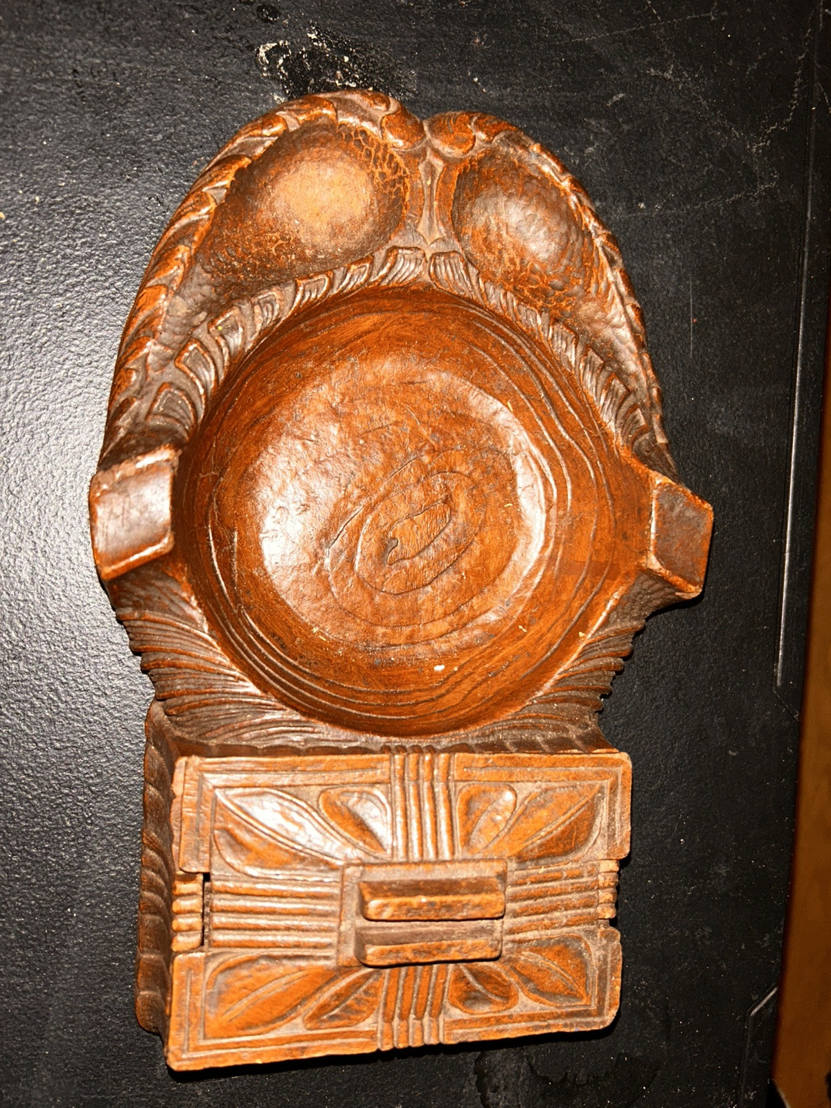 Antique 1940 Syroco Style Faux Boi Pipe Ashtray &Lidded Tobacco Box. 11”x6.5”x2”