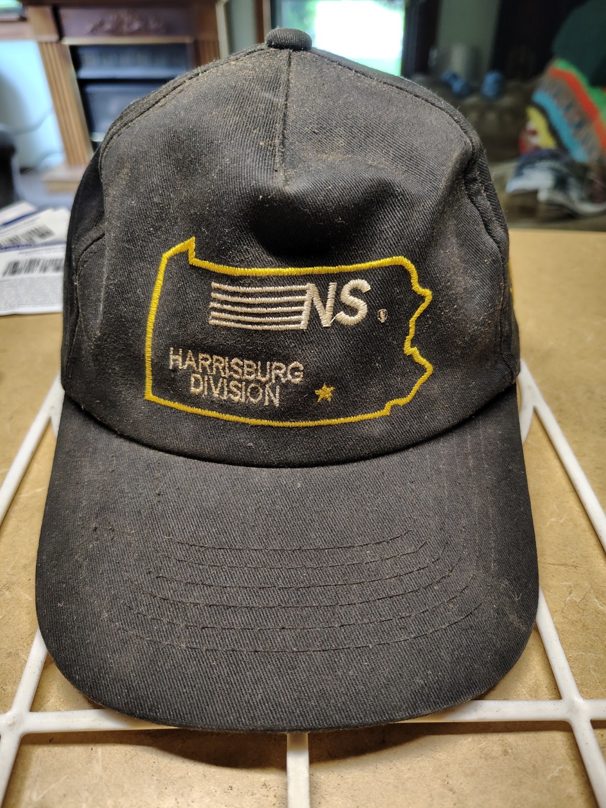 Vintage NS RAILROAD CAP /HAT HARRISBURG DIVISION NEW CONDITION