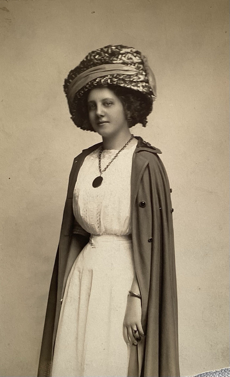 1910’s Antique RPPC PHOTO Edwardian Young Lady School Girl Beauty Big Hat