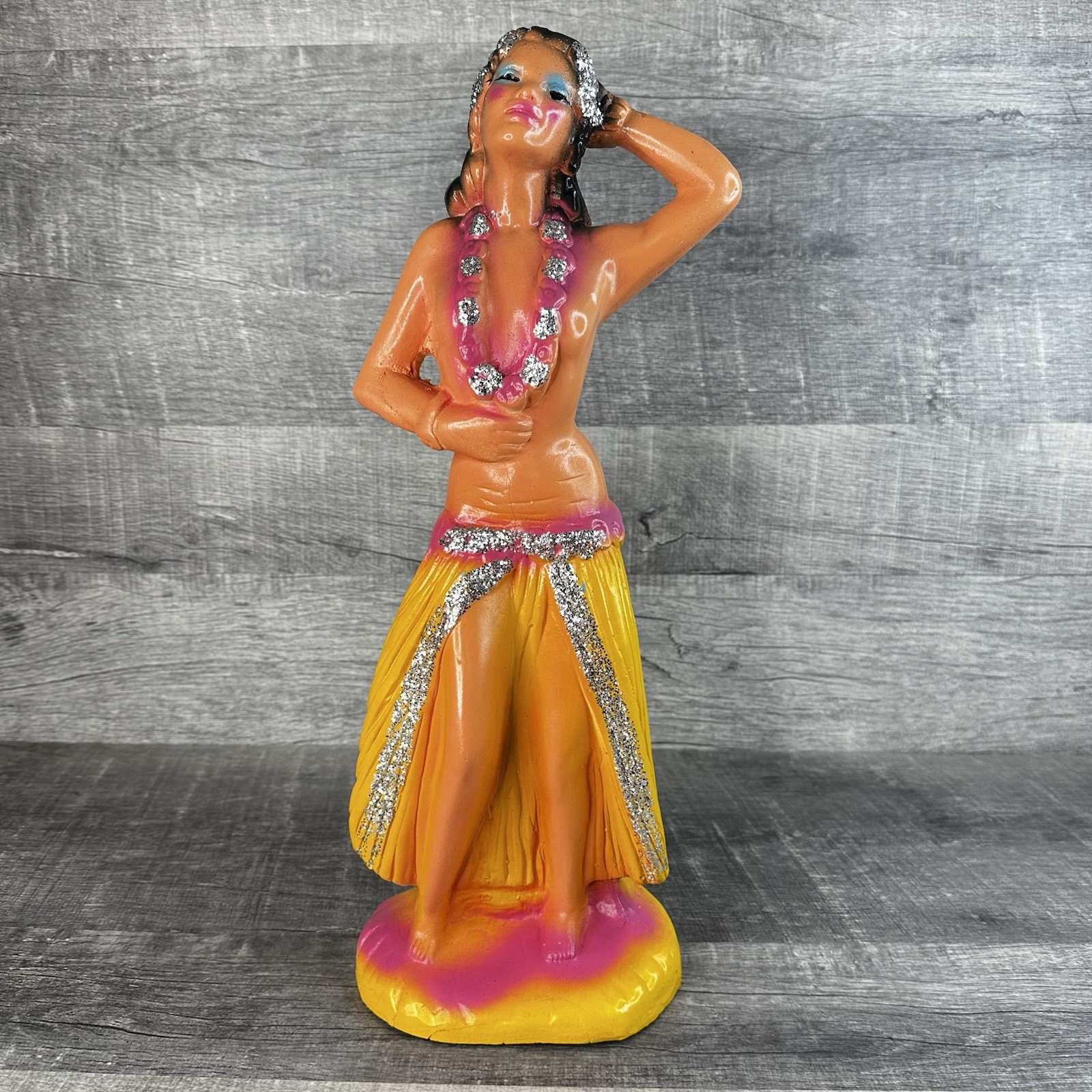 Vintage NOS Chalkware Carnival Prize Hawaiian Hula Girl Statue Glitter 17in Deco