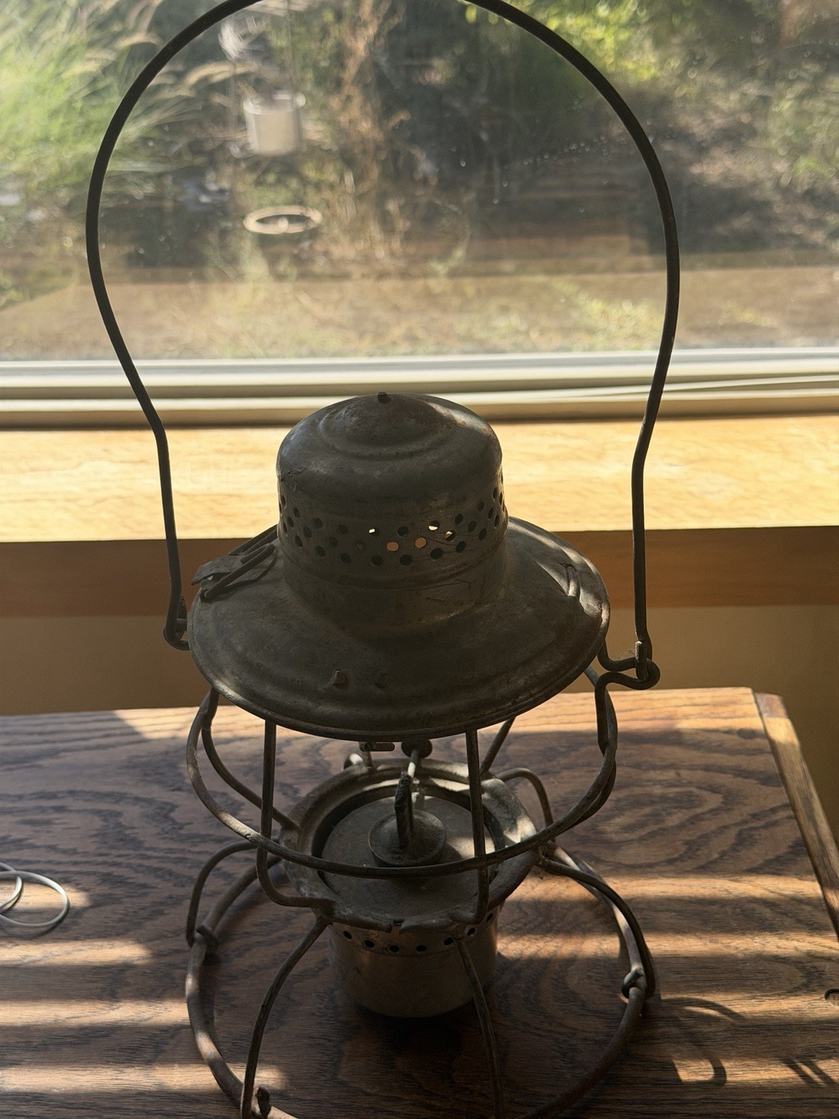 Antique D $ R G.R.R. oil lamp  Handlan St. Louis.
