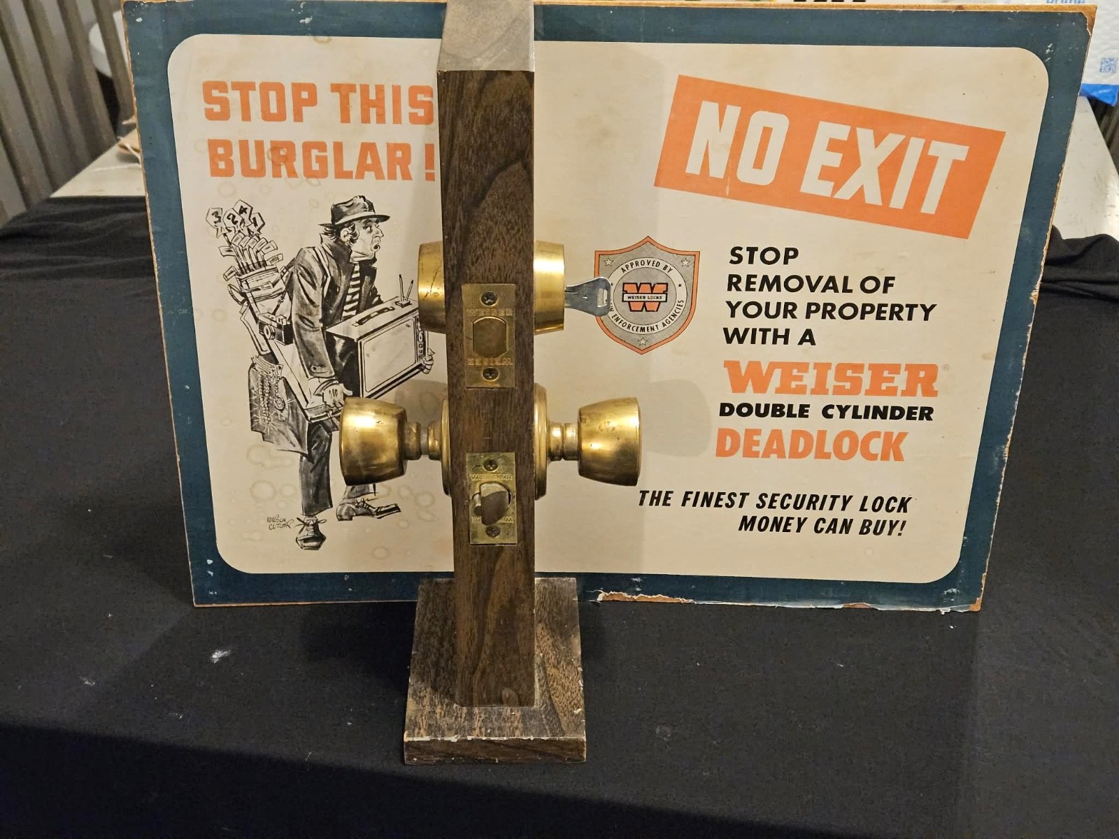 Vintage Weiser Locks Double Cylinder Deadlock Store Display Sign Door Hardware