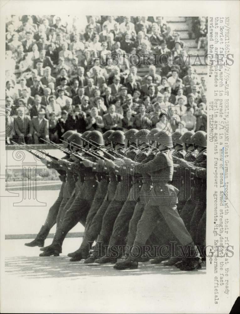 1959 Press Photo East German troops marching in parade, East Berlin, Germany