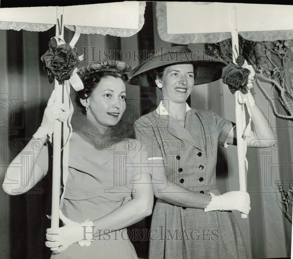 1956 Press Photo Mrs. Jay R. Hanson and Mrs. Harry E. Emmel model favorite hats