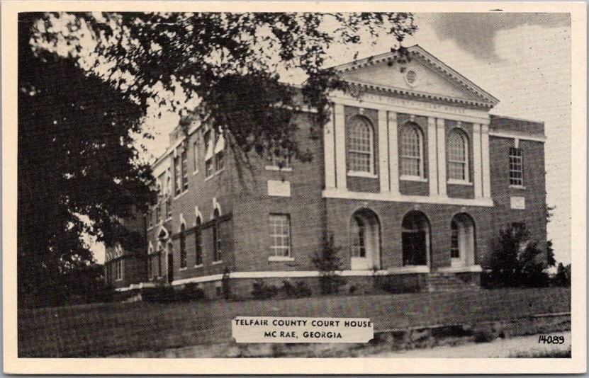 c1940s McRAE, Georgia Postcard TELFAIR COUNTY COURT HOUSE / Dexter Press UNUSED