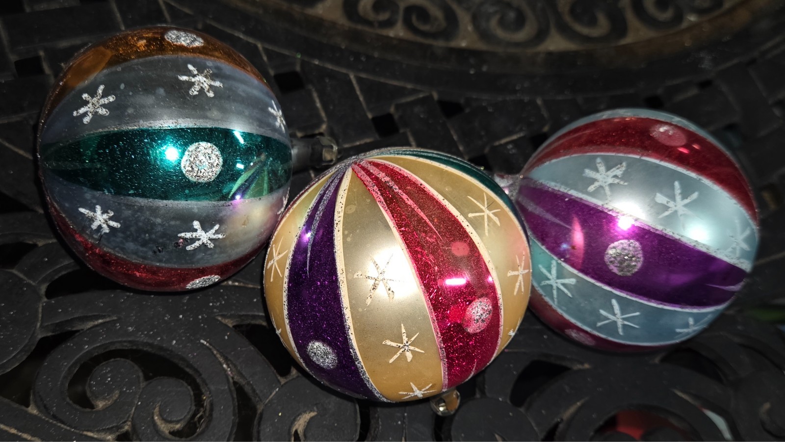 Set of 3 Vintage Jumbo 1940\'s MERCURY GLASS blown HAND PAINTED “Dots & snowflake