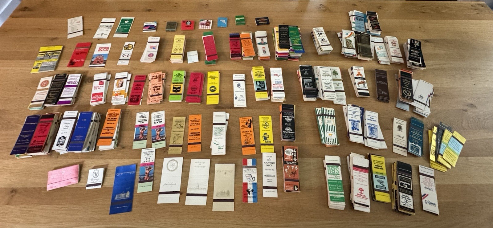A large collection lot of over 1550 various Matchbook Covers