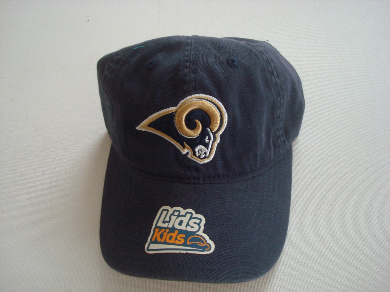 LOS ANGLES RAMS ---YOUTH----  STRAPBACK   DEADSTOCK HAT CAP VINTAGE x2