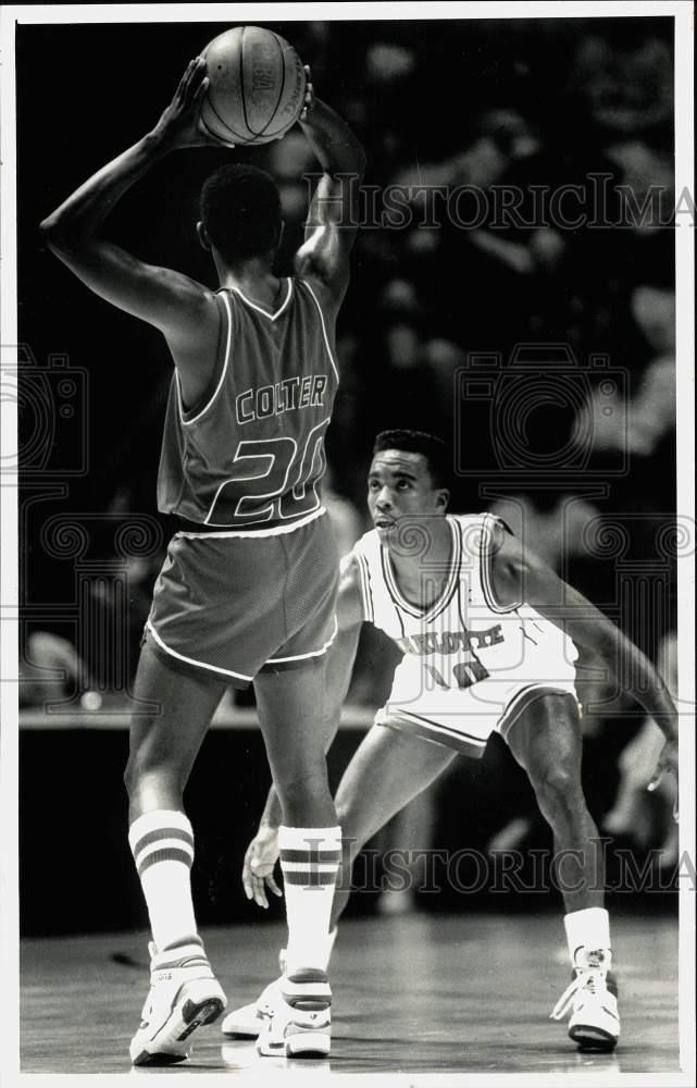 1989 Press Photo Hornet Andre Turner defends against Bullets\' Steve Colter