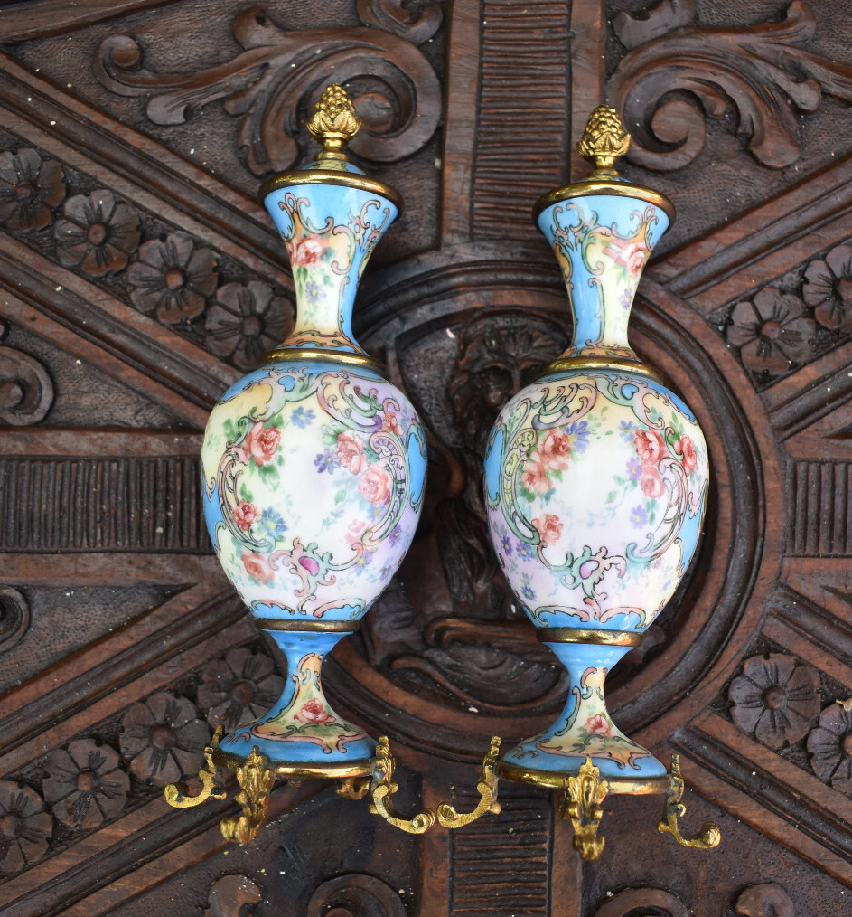 PAIR antique signed 1909 metal hand paint floral roses decor Vases urns