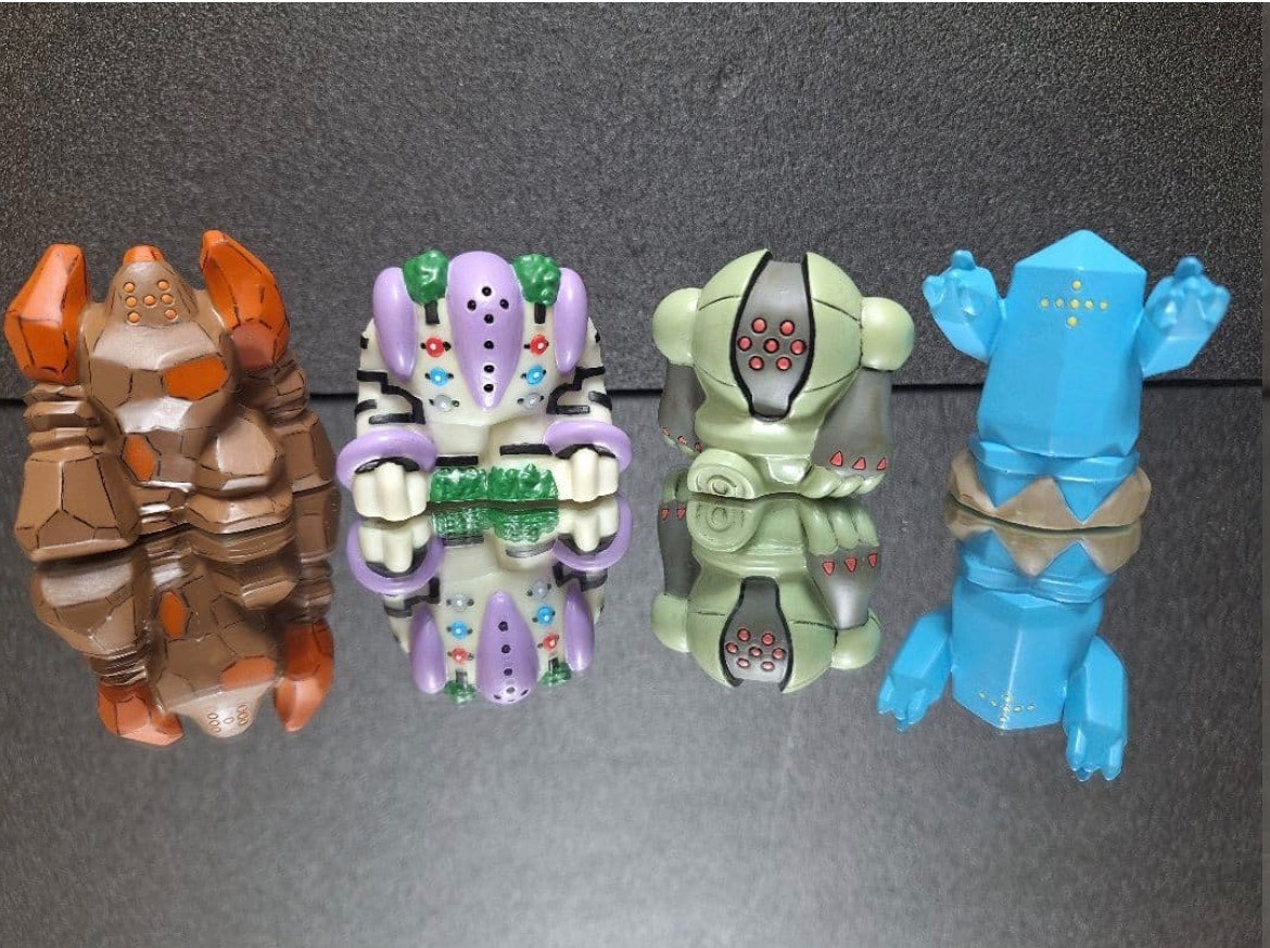 Pokemon Kids Regigigas Regice Regirock Registeel Shiny repainted ver Mini Figure