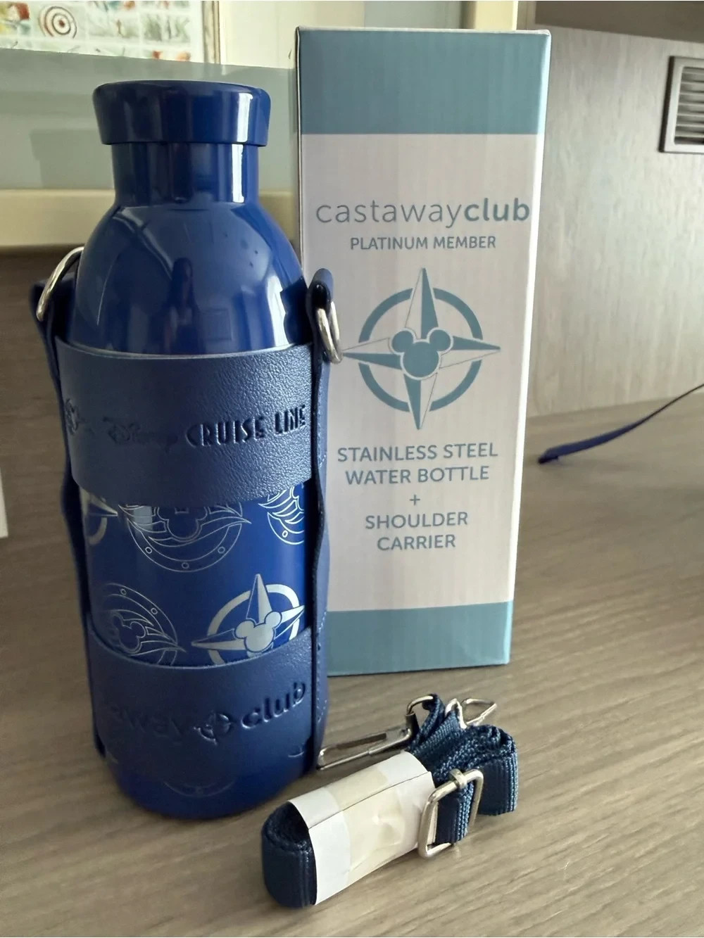 2026 Disney Cruise Line DCL Platinum Castaway CLUB STAINLESS STEEL WATER BOTTLE