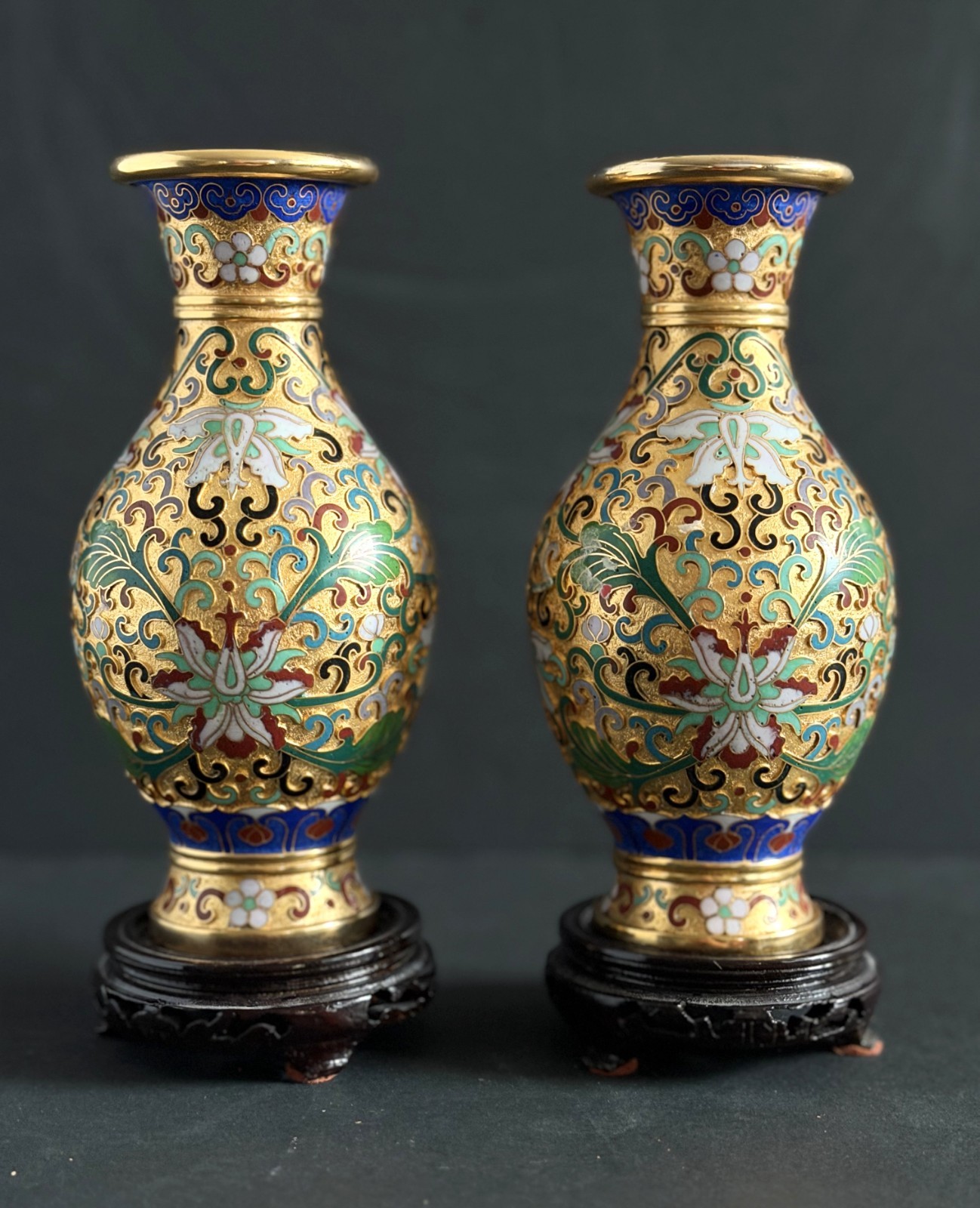 Pair Vintage Chinese Cloisonne Gilt Ground Floral Vases Matched Set Wood Stands