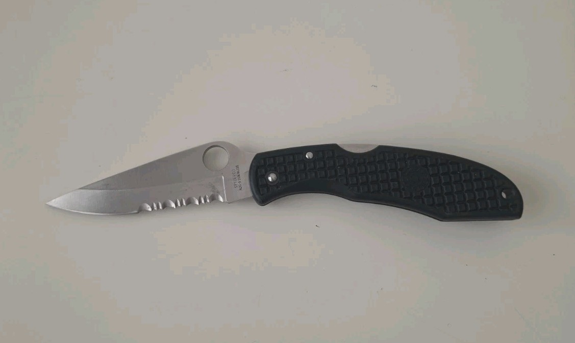 Spyderco C10SBK Endura Knife 1st Generation AUS-8 Thick Molded Clip Japan 1990s 