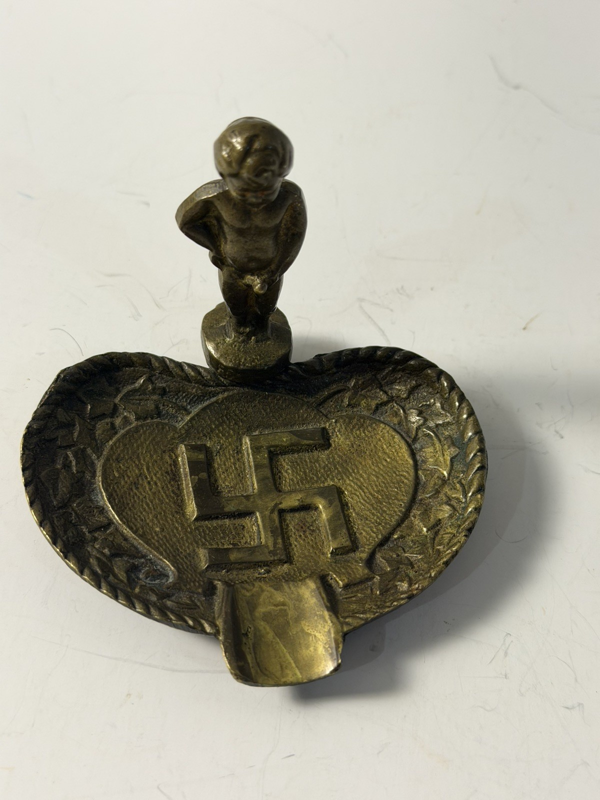 Vintage WWII Era Anti-Nazi Satirical Brass Ashtray Manneken Pis Style Exc. Cond.