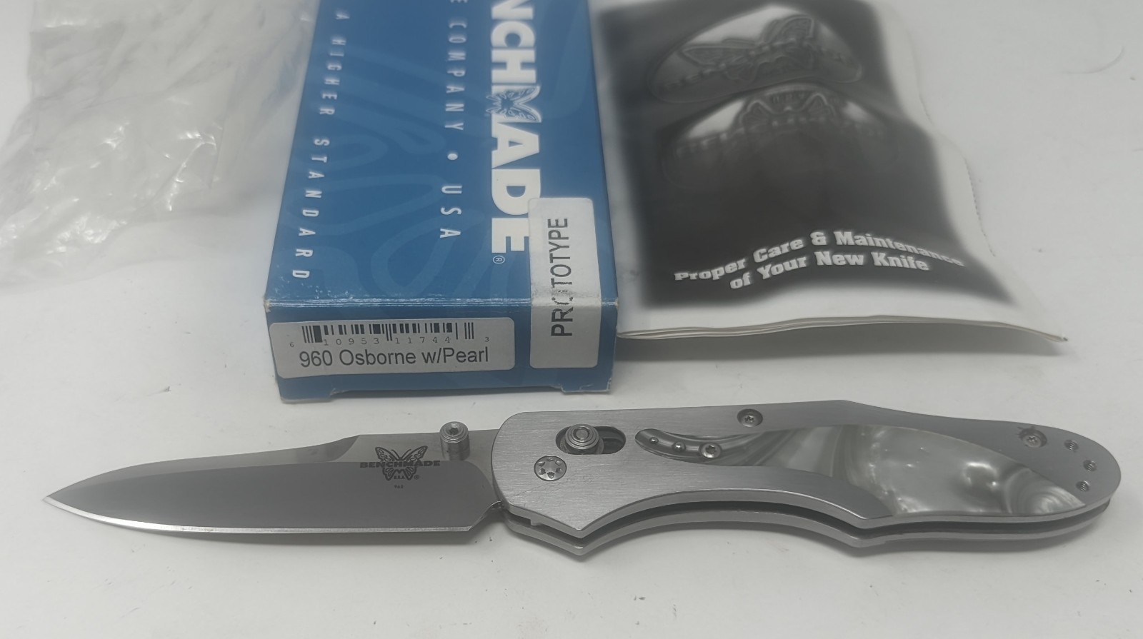 💥 Limited Edition💥 Benchmade🦋 960 w/*Pearl* 💥PROTOTYPE 💥 Oct. 2002
