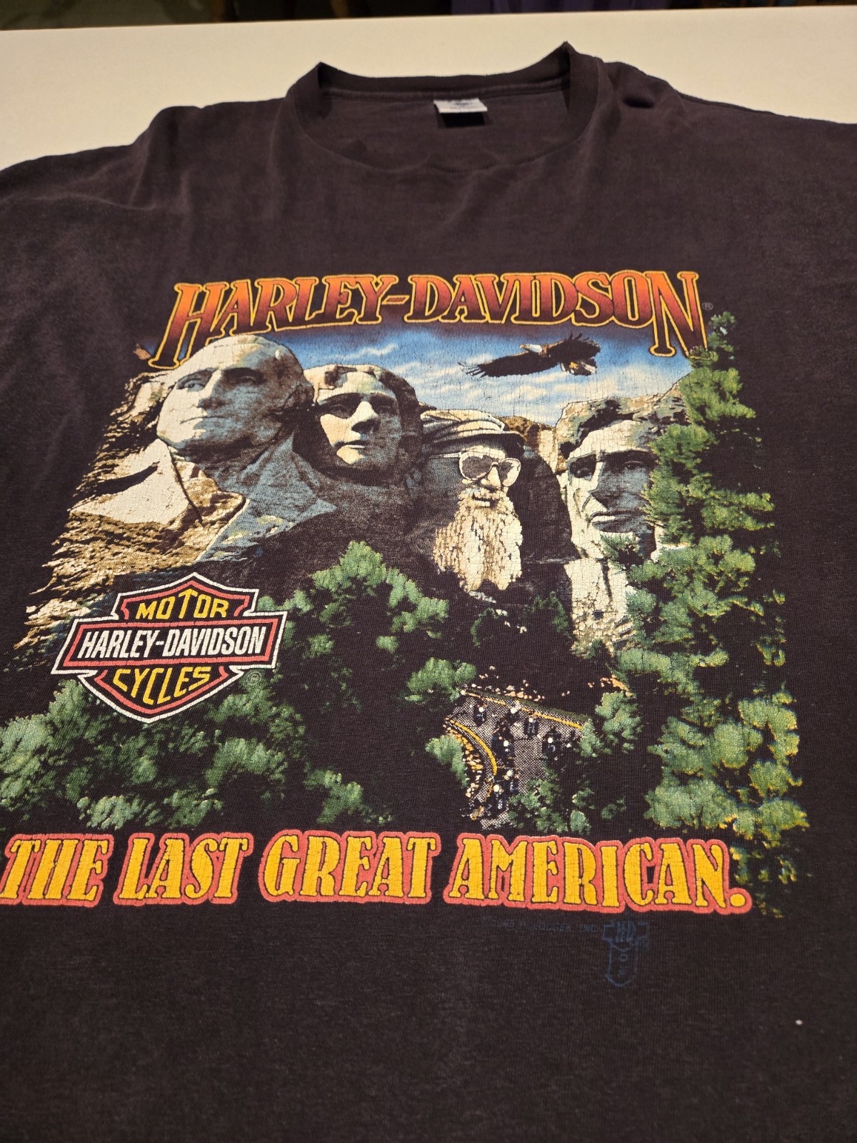 Men's Vintage Harley Davidson 3d 1983 Emblem T-shirt Size XXL