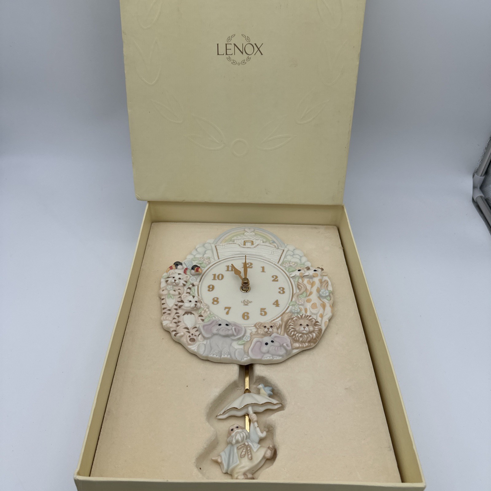 Lenox Fine Porcelain Noah's Ark Nursery Pendulum Wall Clock 1999 NOS