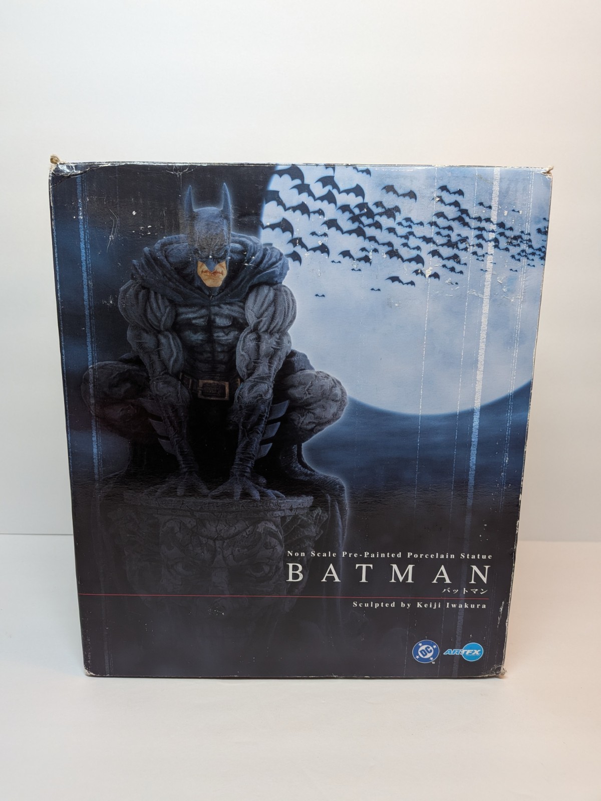 BATMAN Keiji Iwakura Painted Porcelain Statue Limited 2481/2800 ArtFX Kotobukiya