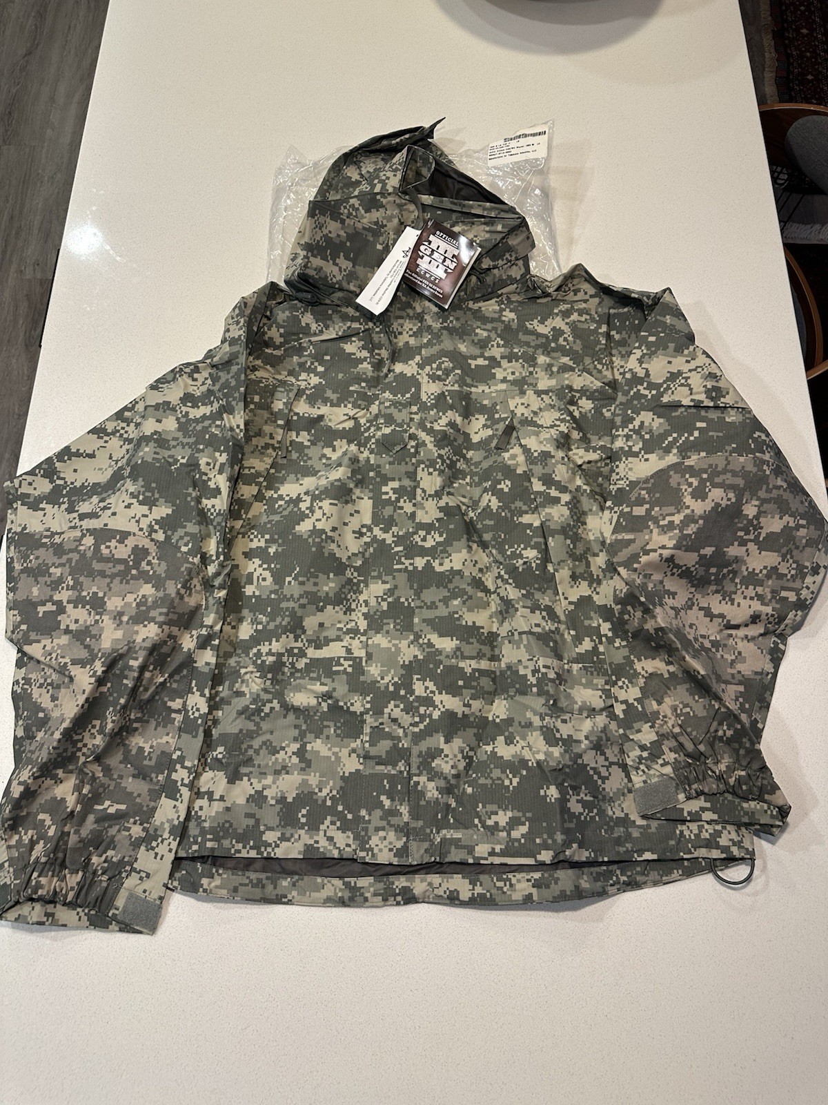 ADS USGI ECWCS Gen III Level 6 Cold/Wet Weather Jacket UCP ACU Camo