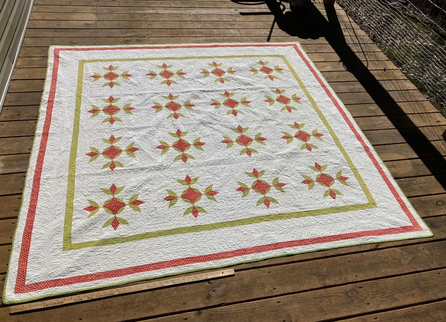 Antique 1880\'s Rosette Applique Quilt Red Green and White