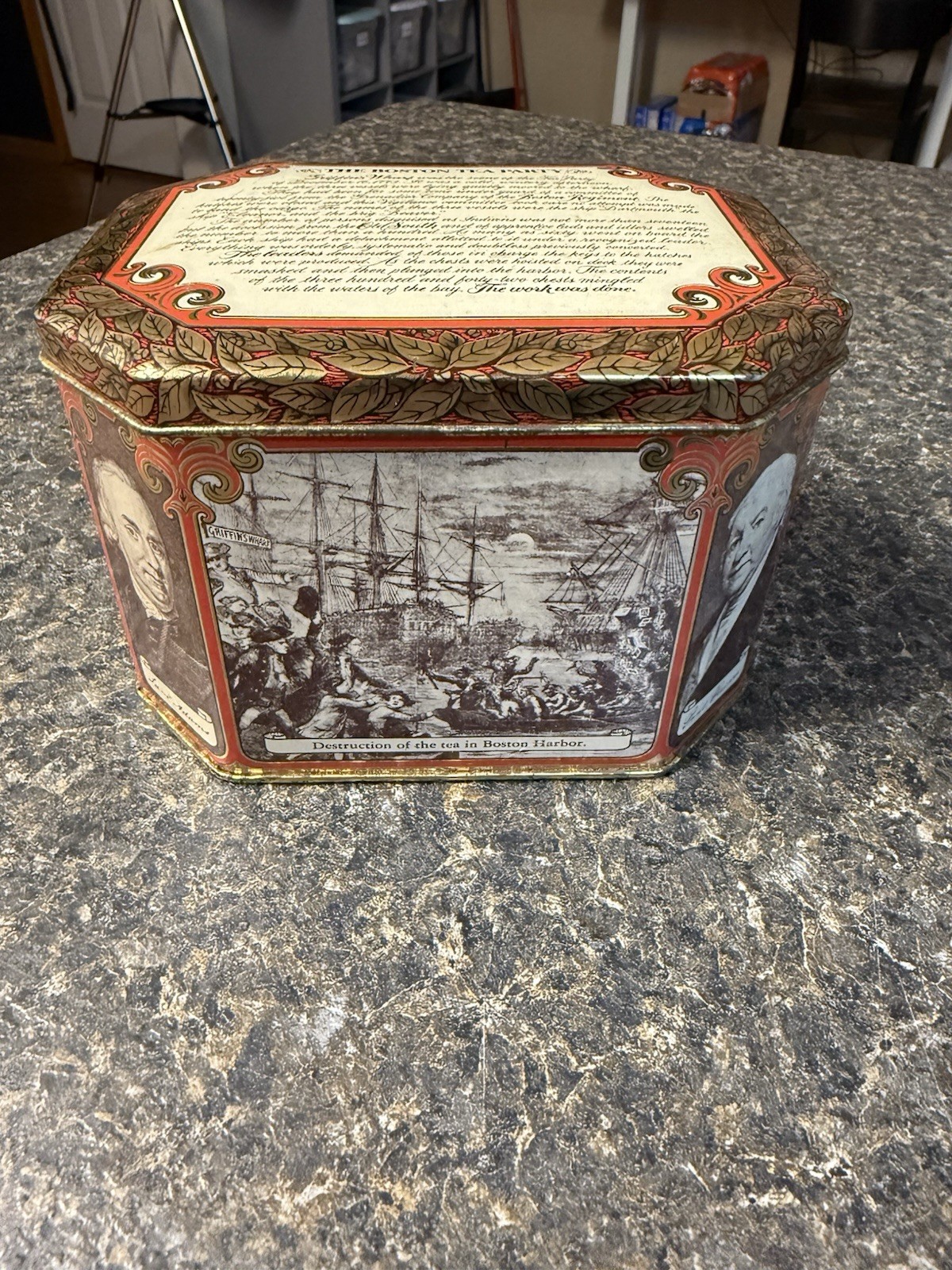 Rare, Vintage Boston Tea Party And Revolutionary War Bicentennial Tin