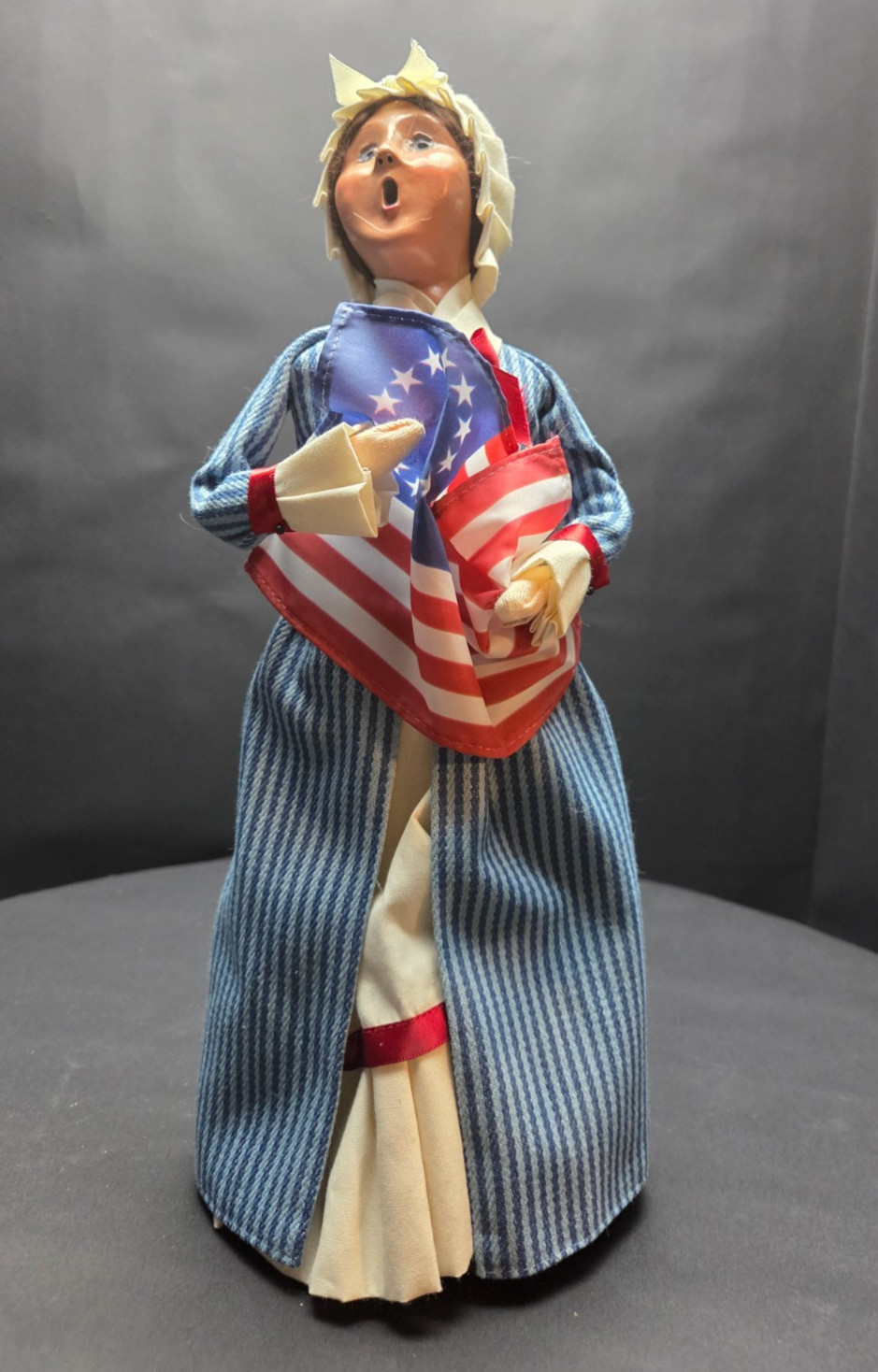 Byers Choice 2002 Betsy Ross Caroler American Flag Patriotic Blue Dress
