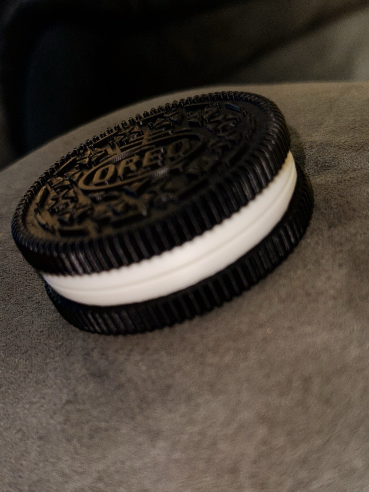 Oreo herb grinder