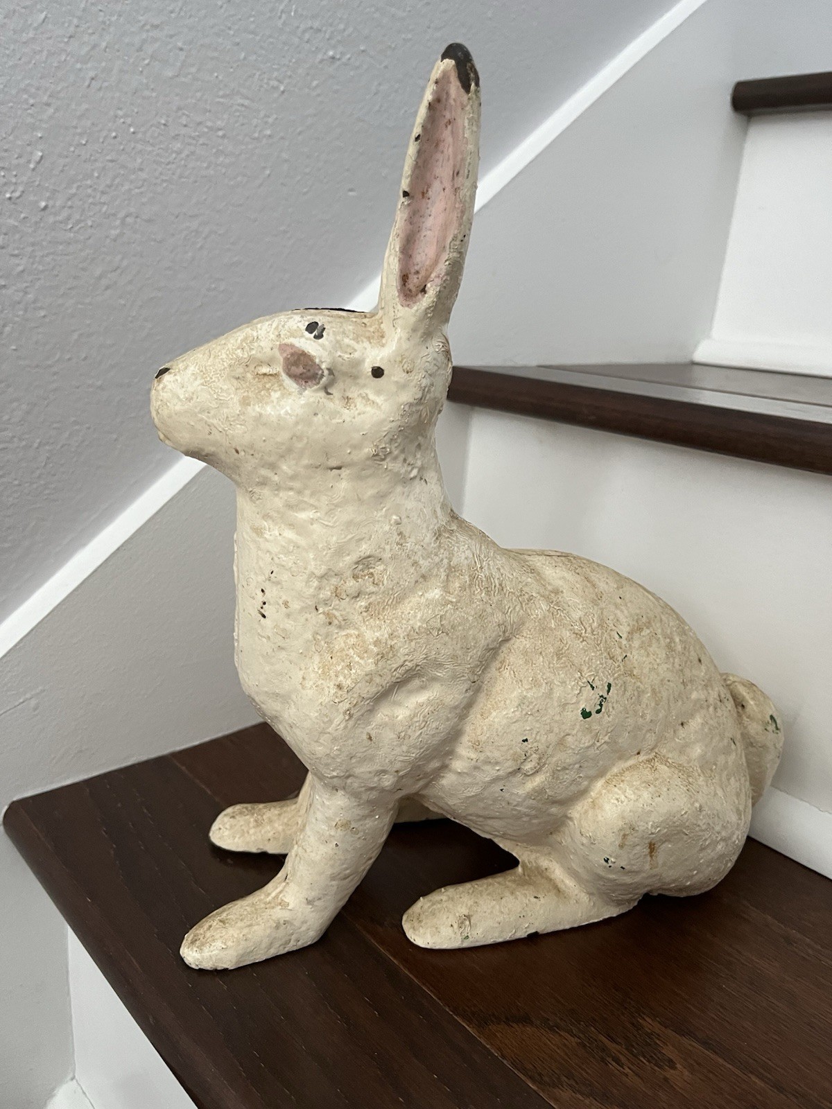 13 pound LIFESIZE ANTIQUE VINTAGE c.1920's CAST IRON RABBIT DOORSTOP STATUE