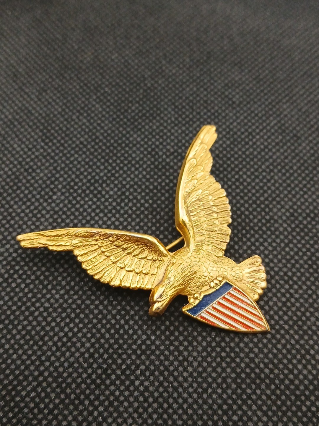 1940s A.E. CO.  Utica N.Y. gold wash sterling EAGLE USA FLAG Officer pin /brooch