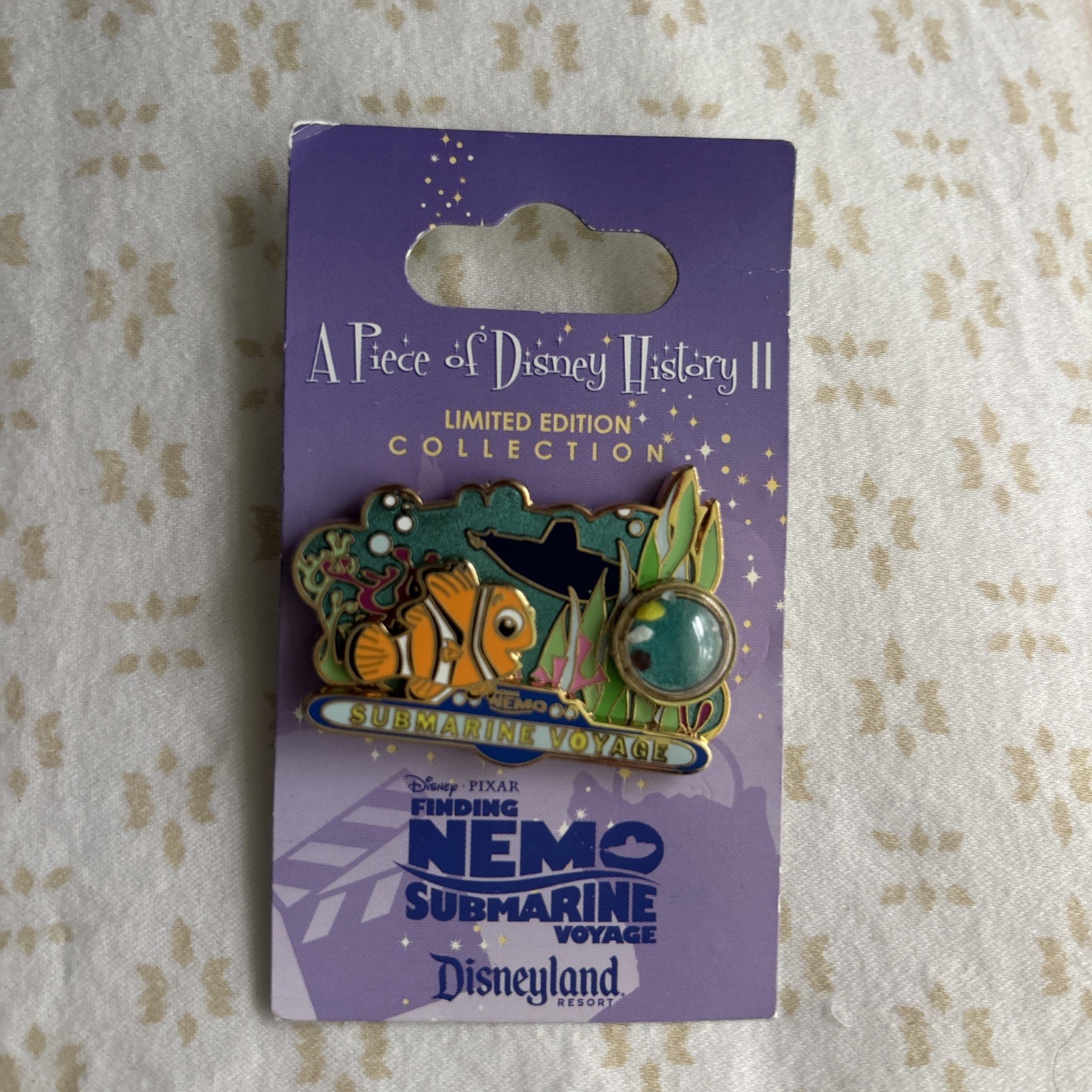 DLR DISNEYLAND PIECE OF HISTORY 2-FINDING NEMO SUBMARINE VOYAGE LE PIN