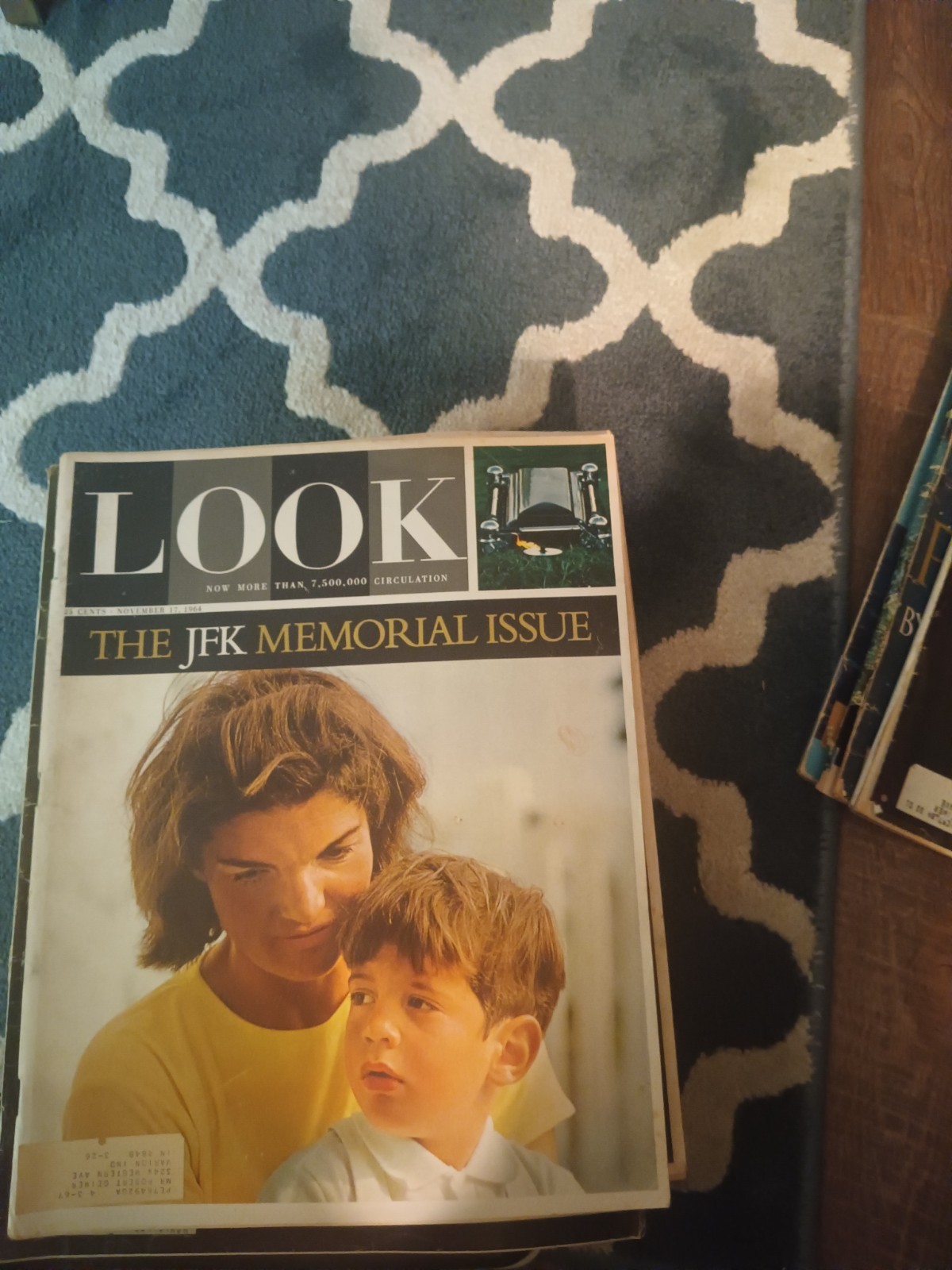 jfk historical memorabilia Look & Life Magazines