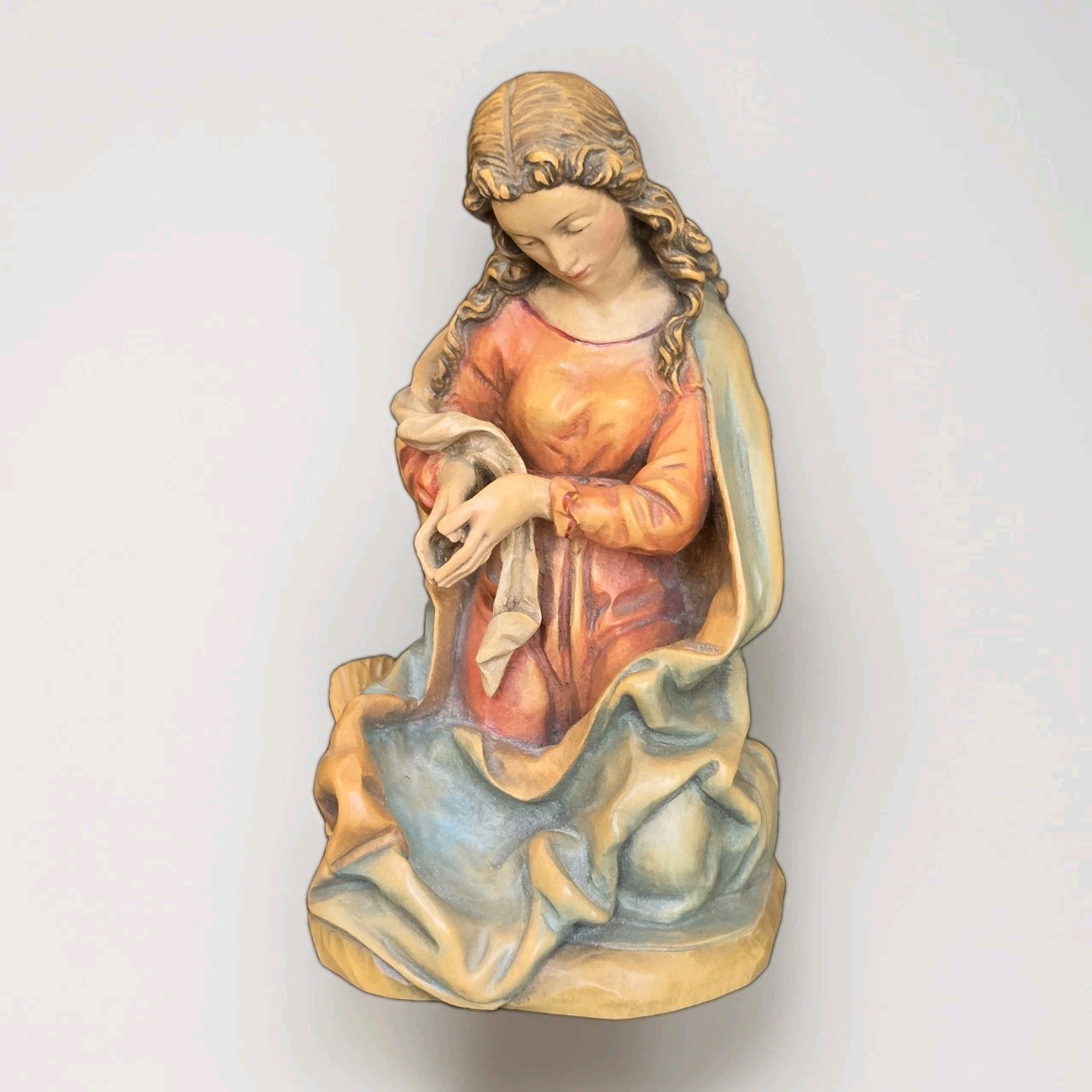 Anri Bacher 10 Inch Scale  Colorized Nativity  Italy Christmas  Mary