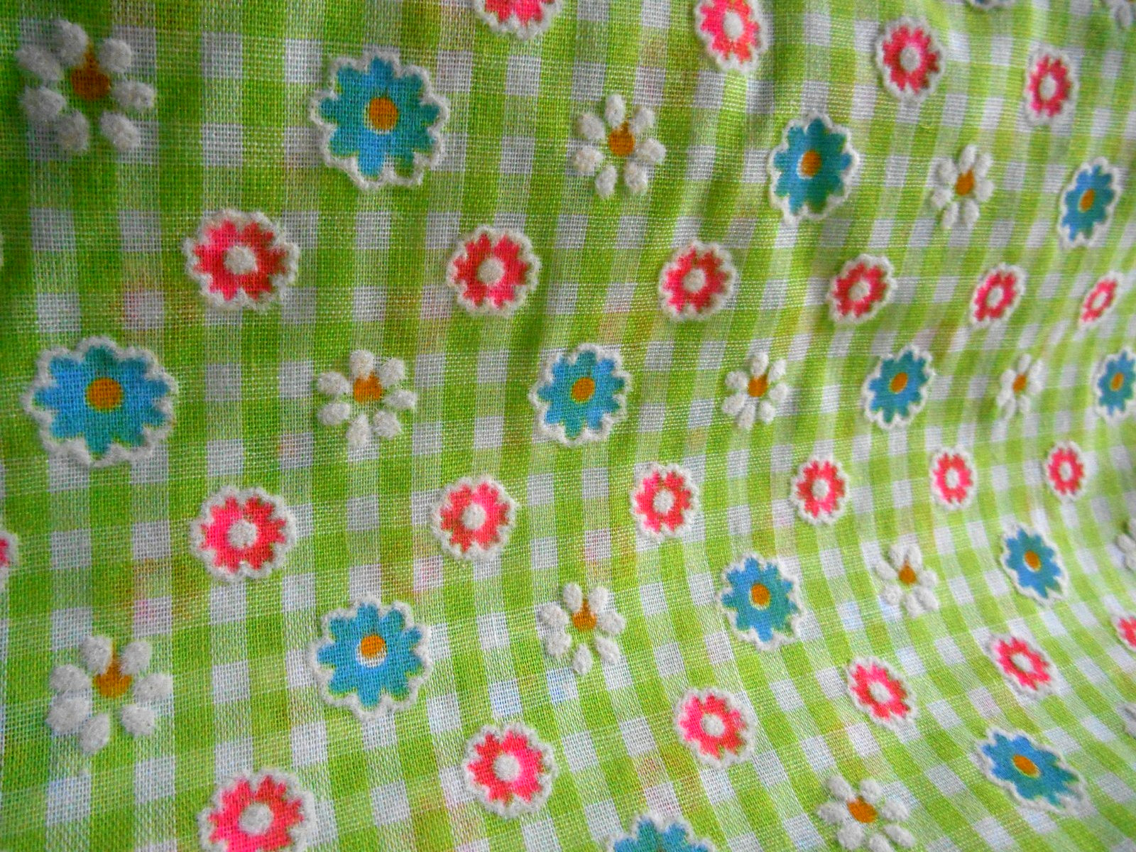 Vintage Flocked Flowers Green Gingham Novelty Floral Fabric 2 Yards