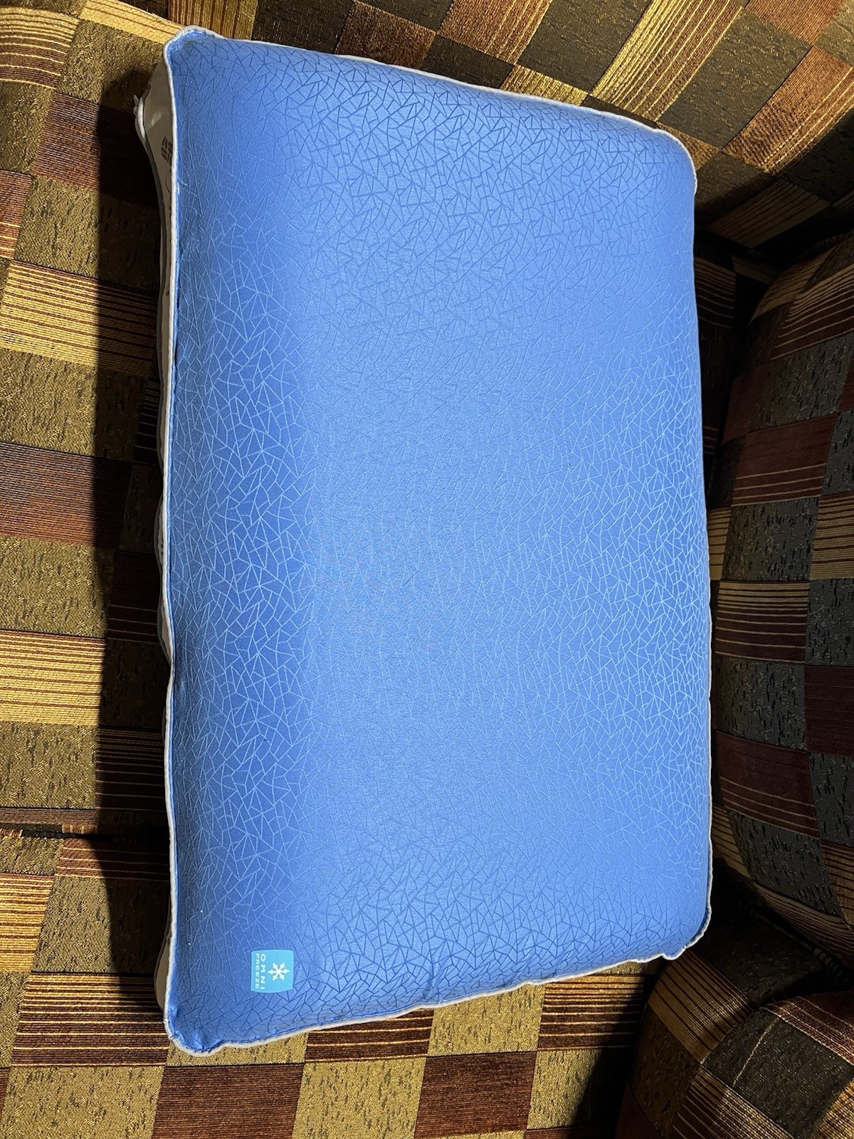 Columbia Cooling Pillow ( Standard Queen )