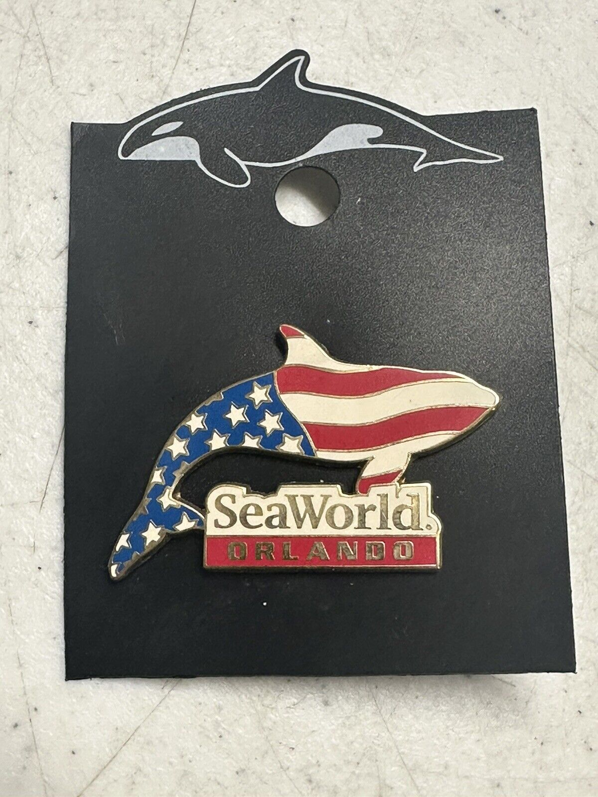 Sea World Orlando Pin Killer Whale American Flag Orca Rare 2x1.25 Seaworld New