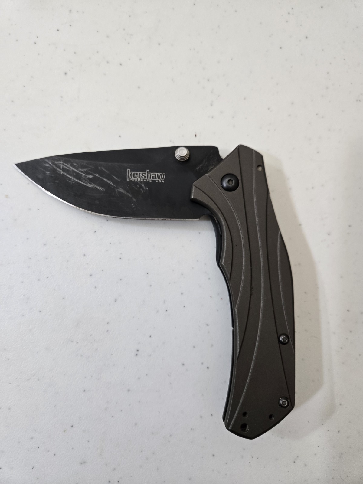 Kershaw Knockout (Model 1870OLBLK), 2014 first production batch with olive green