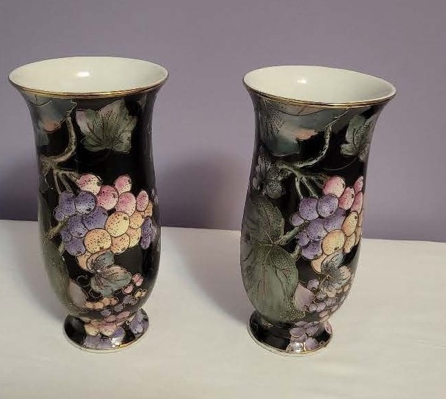 Vintage Andrea by Sadek Hand Painted Ceramic Fruit Vine Vases Black Pair 8\