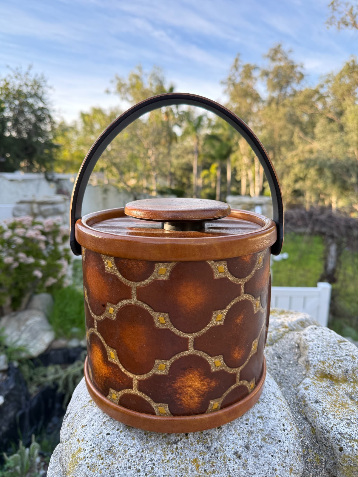 Vintage Elmar Mfg Leather Ice Bucket MCM USA Made Barware 8.5”