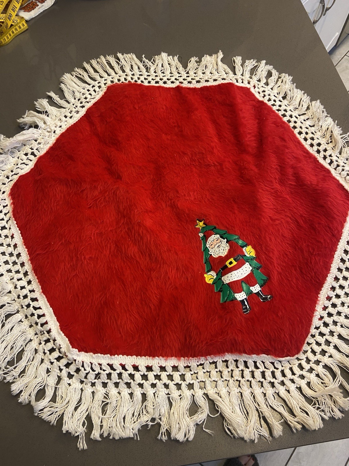 VTG 1950s Or 60s MCM Christmas Tree Skirt Or Table Topper Applique Santa Fringe
