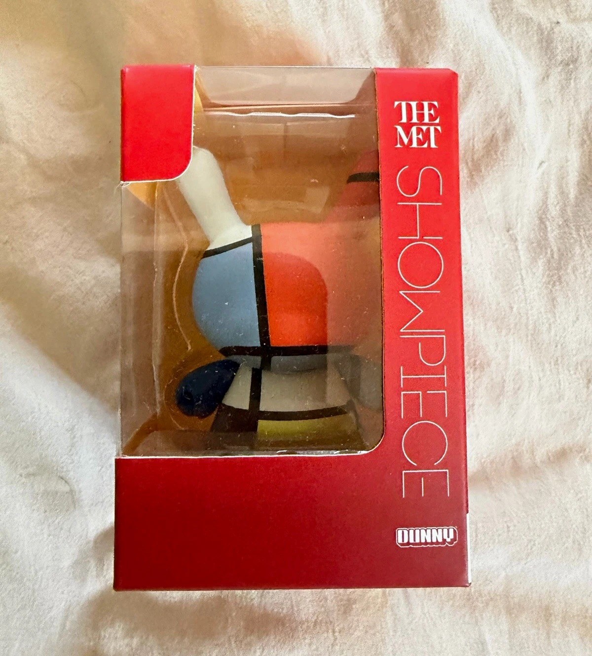 Kidrobot x The Met 150 Showpiece Dunny Exclusive  Vinyl Figure Piet Mondrian