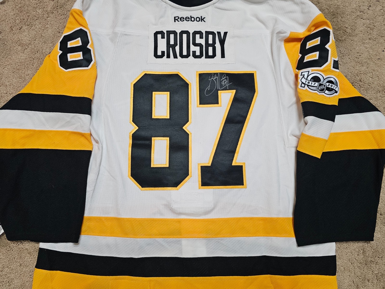 SIDNEY CROSBY 16\'17 Playoffs Signed Penguins Locker Room Authentic Jersey 56