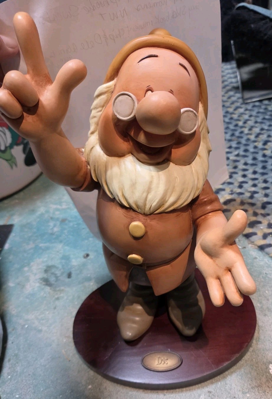 RARE Disney Kevin Kidney & Jody Daily Snow White Doc Figurine Resin And Wood