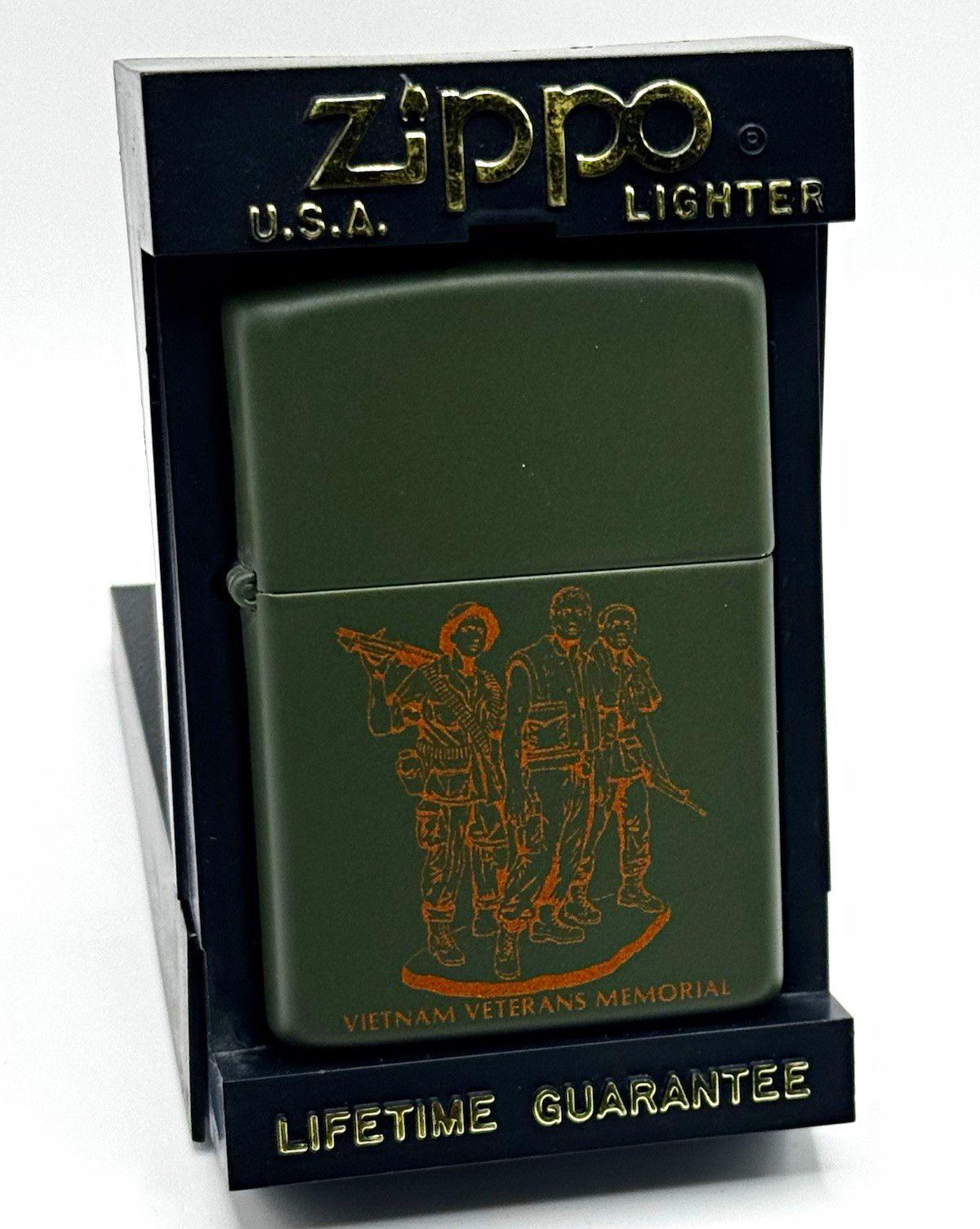 Vintage 1990s Zippo U.S.A. Matte Green “Vietnam Veterans Memorial” Lighter w/Box