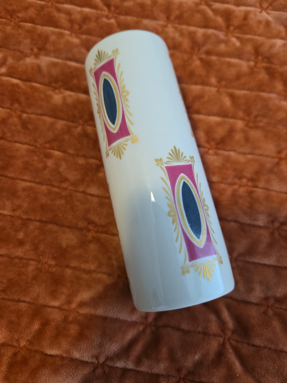 Vintage ROYAL PORCELAIN BAVARIAN KM VASE,handmade,368/1..22k Gold Gilding,xlnt.c