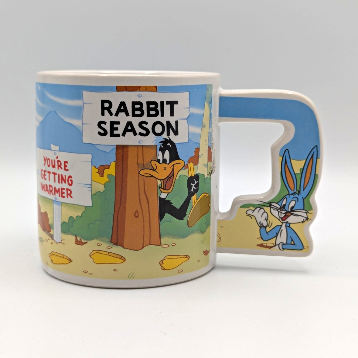 Warner Bros. Looney Tunes Bugs Bunny Rabbit Season Character Handle Mug 11oz