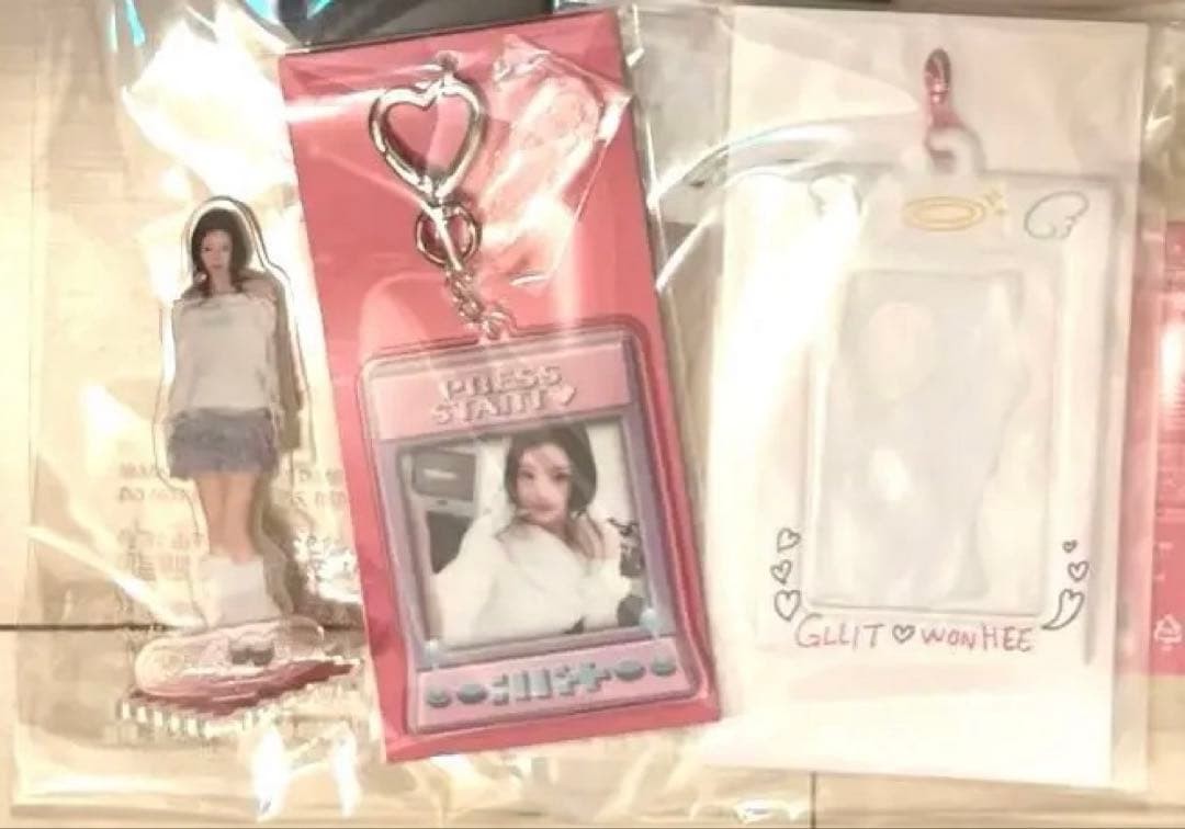 Illit Wonhee Press Start K-POP Idol Acrylic Stand in Japan used
