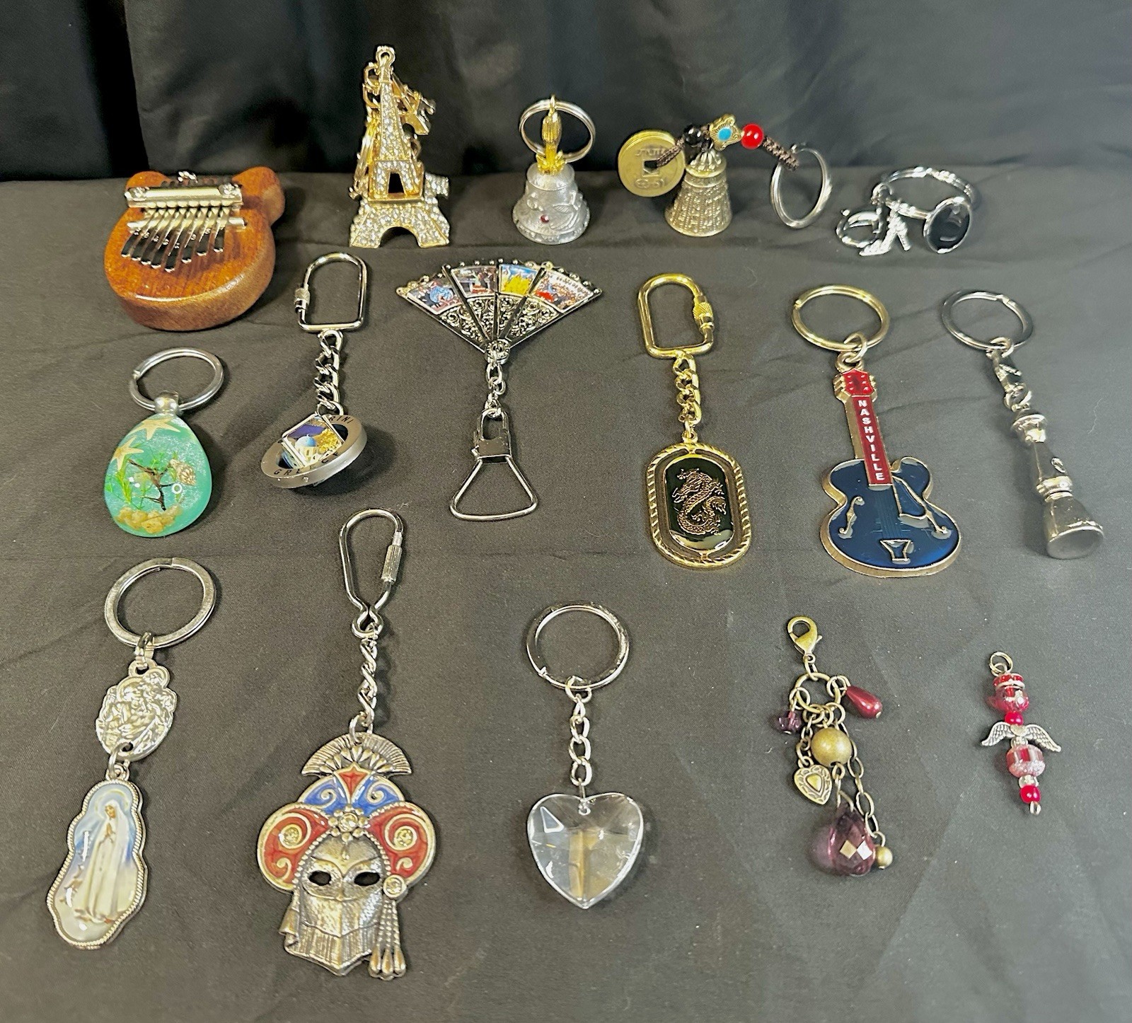 Lot of 16 Keychains Charms Vintage Travel Souvenir Novelty Gold Tone Silver Tone